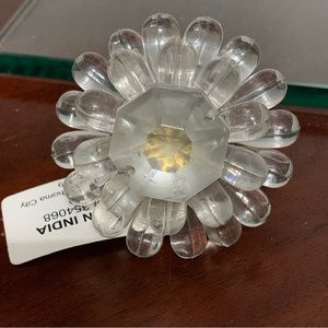 NWT Hobby Lobby Large Flower Style Plastic Drawer Pull